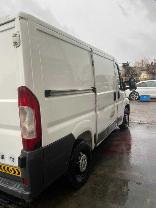 dezmembrez citroen jumper  euro4 2.2/faruri jumper/ bara fata jumper