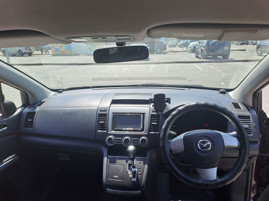 MAZDA MPV 2006г.