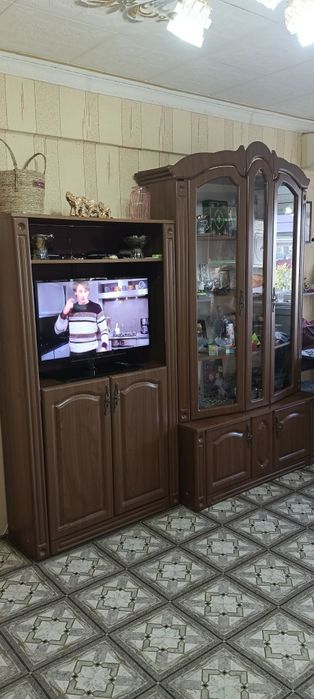 Стенка в гостинную