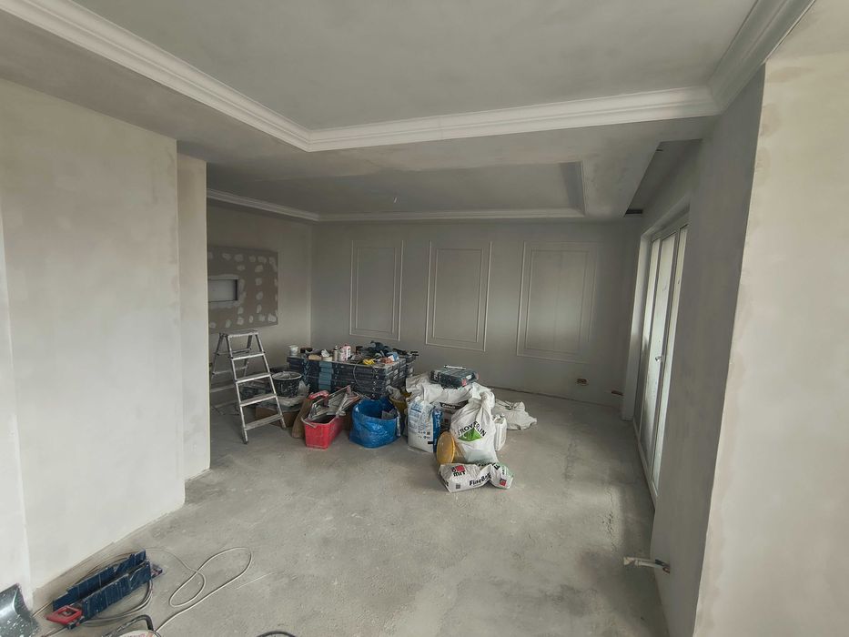 Zugrăveli/Amenajări interioare/Renovări/Montaj gresie și faianță