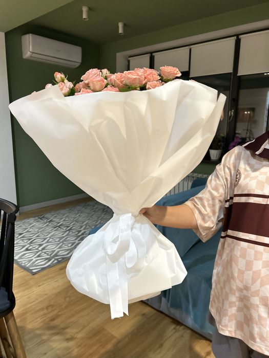 Кустовые розы.