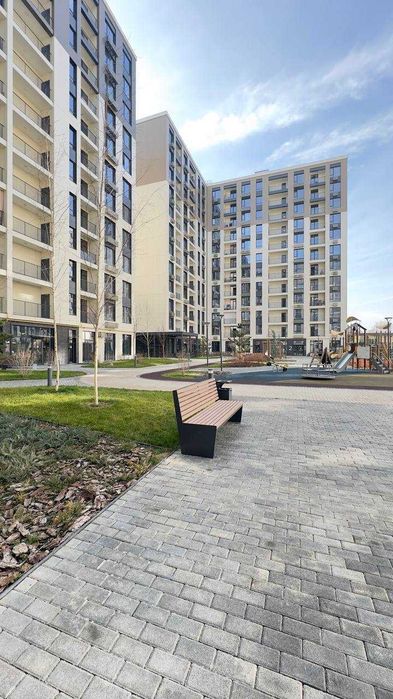 Продается квартира в Алмазарском районе Новостройка 2-х ком коробка