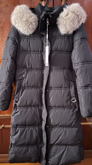 пуховик с капюшоном зимний