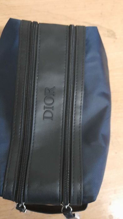 Borseta Dior pentru barbati
