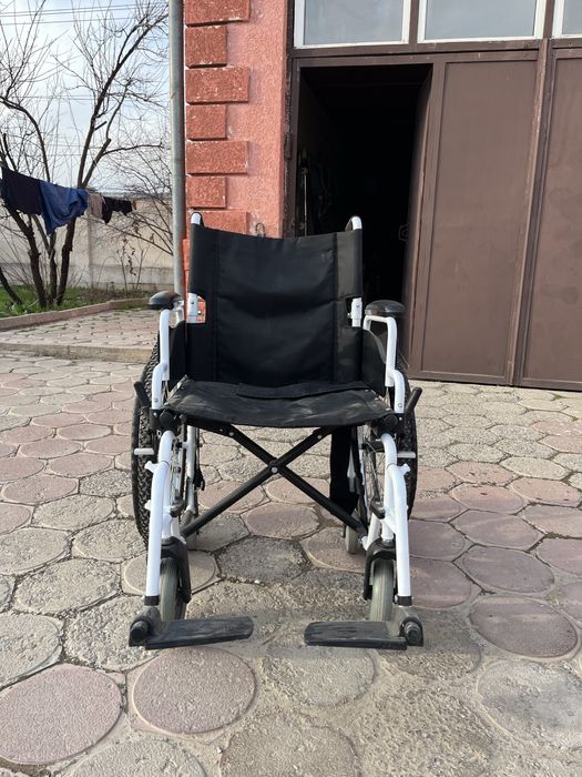 Инвалидная коляска