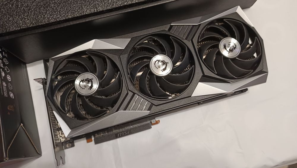 MSI Radeon RX 6800 16GB GDDR6 256bit