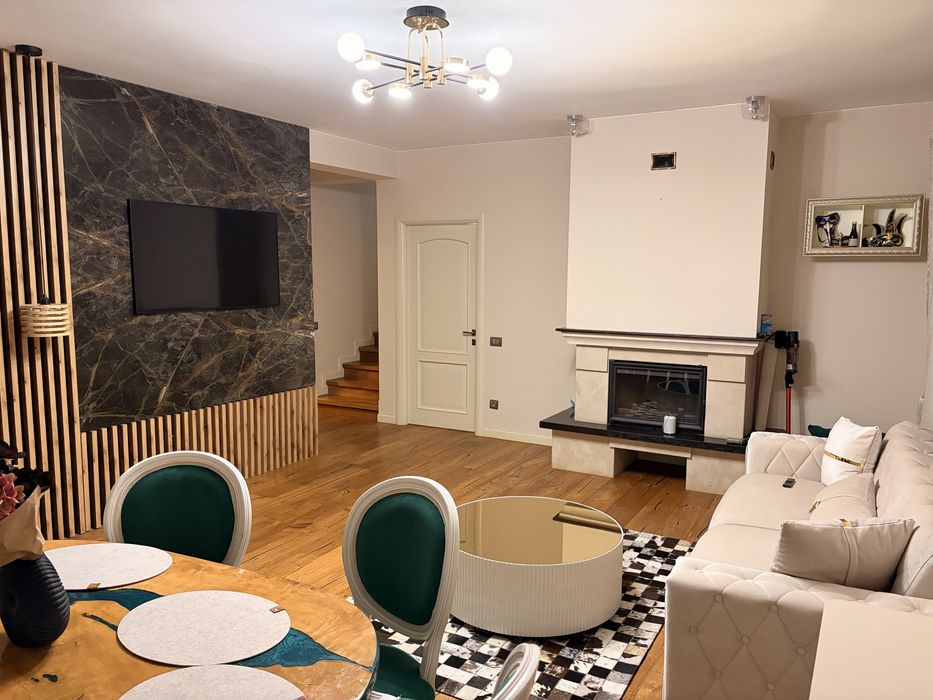 Penthouse lux in Vilă / rooftop cu barbeque / crama /
