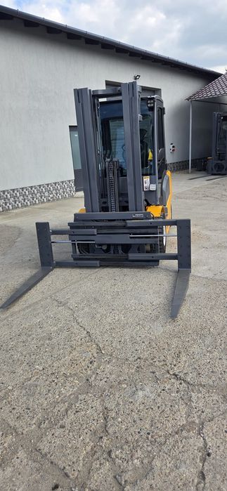 Motostivuitor  GPL  JUNGHEINRICH  TFG 425