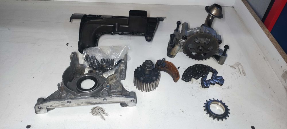 KIt pompa ulei volkswagen vw passat 1.9 TDI AVF