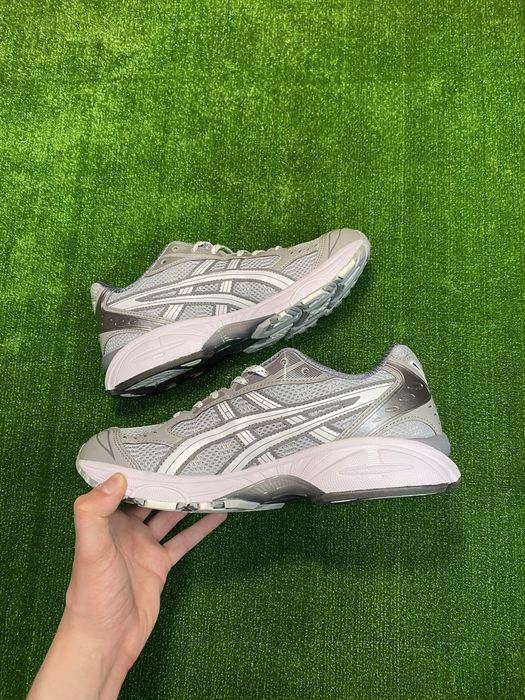 ASICS Gel-Kayano 14 Metallic Silver – mărimea 43.5