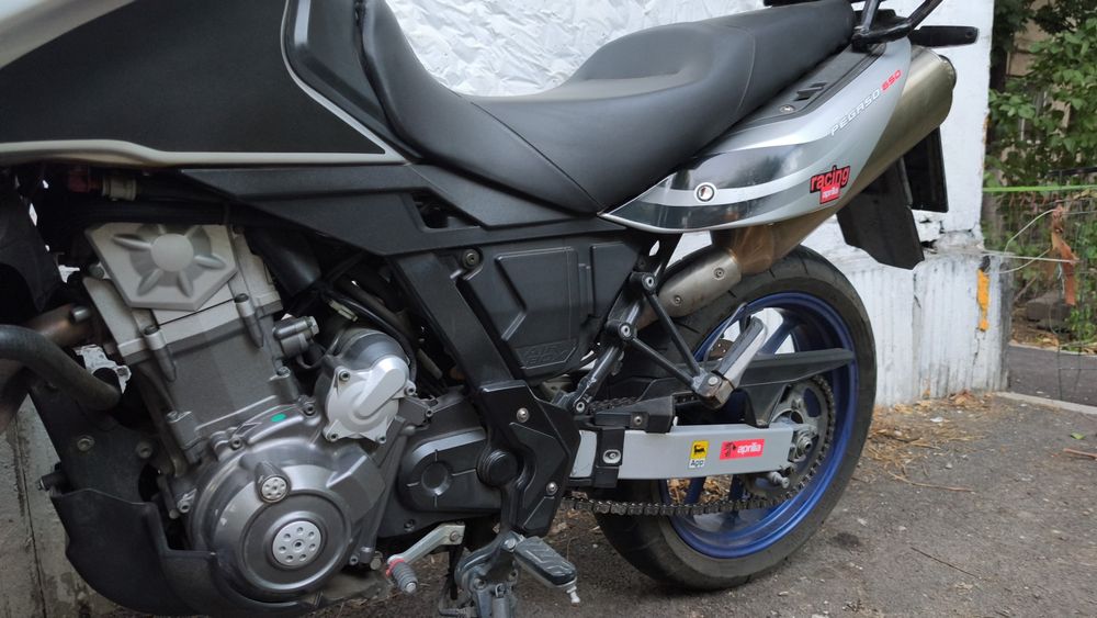 Aprilia Pegaso Strada 650