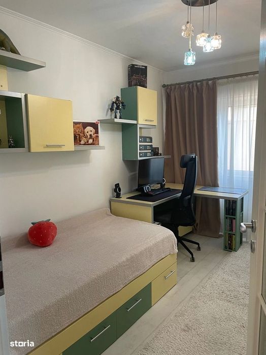 Cv 148 Republicii Zona Marinex Ap 3 camere + Sarpanta