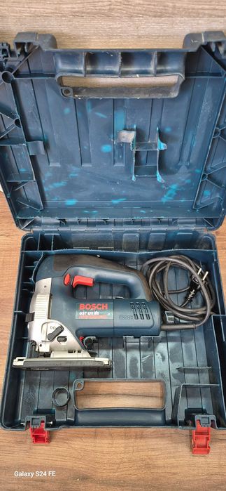 Fierastrau pendular Bosch