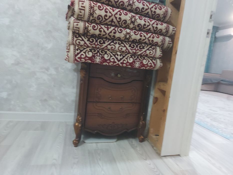 Продам спальный гарнитур