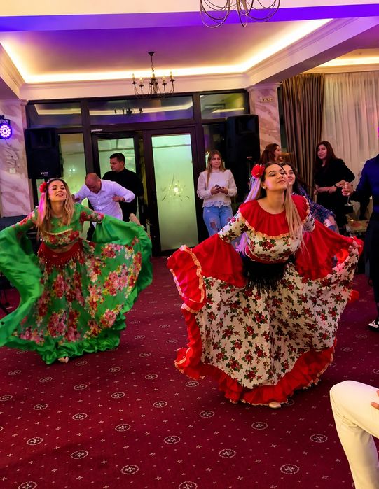 Show Dans Nuntă Botez Majorat- Pitești și imprejurimi - Bellydance, oriental, țigănesc, politist, carnaval - Prețuri pentru toate buzunarele