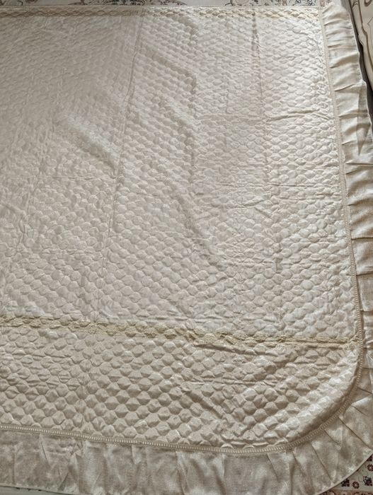 Покрывало на кровать