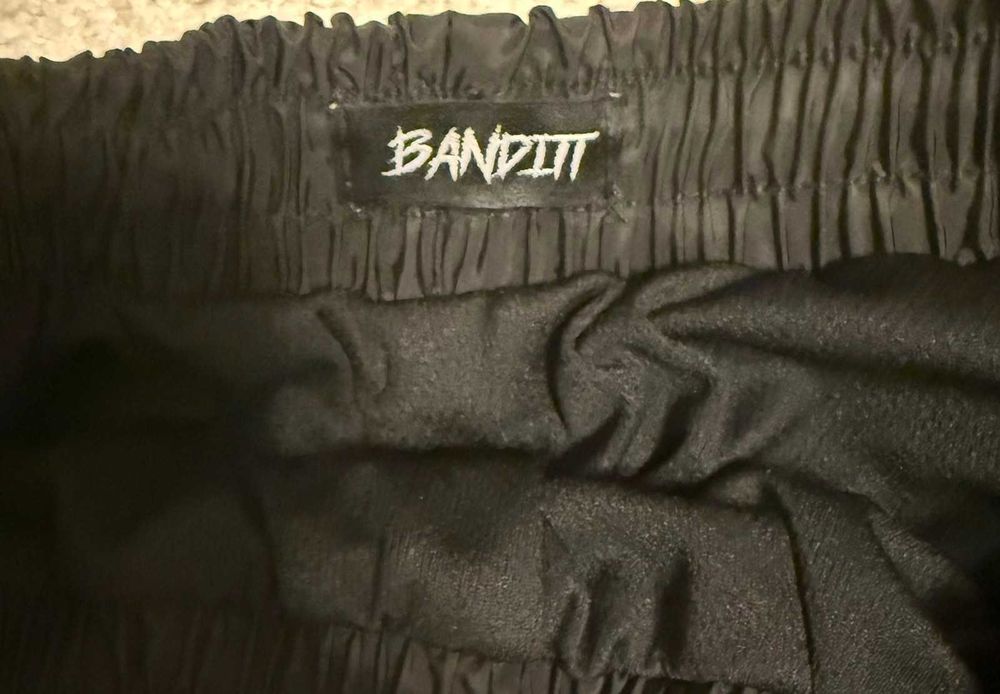 Продавам ЧИСТО НОВ панталон на Bandit ЛИМИТИРАН