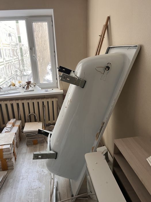 Продам ванну (1700х700)