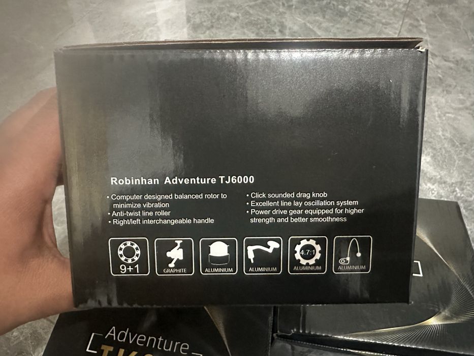 SET 4 mulinete Robinhan Adventure TJ6000, noi, sigilate, cu accesorii incluse.