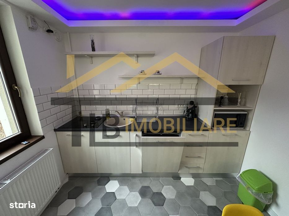 Apartament de 3 camere, 70mp, parcare, Zona Semi-Central — fotografia 3