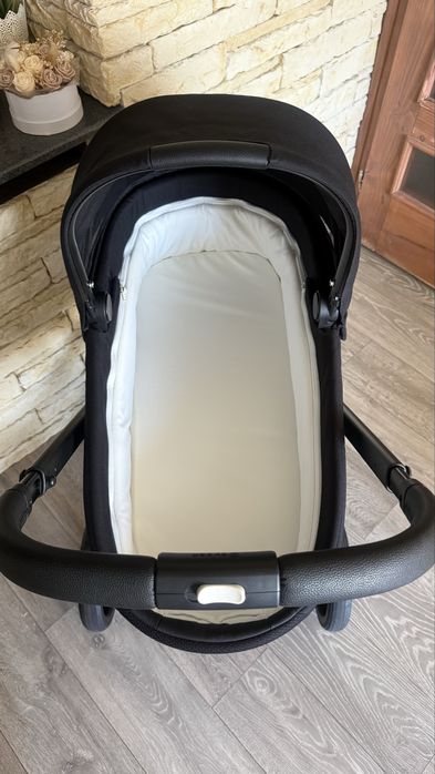 Бебешка количка Cybex Balios S Lux Moon Black 2025