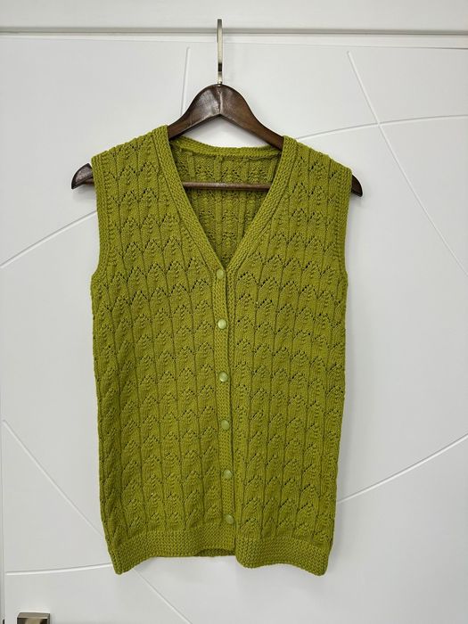 Ръчно плетени елеци