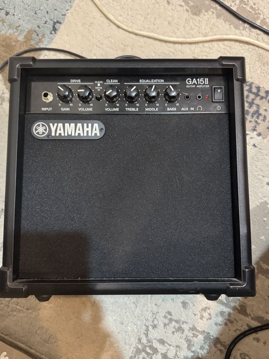 Комбоусилитель Yamaha GA15ll