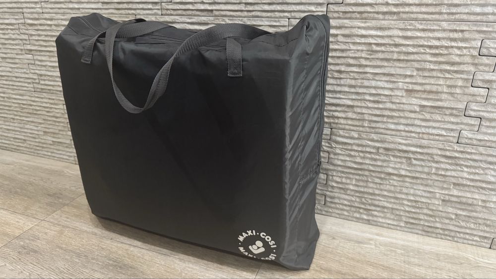 Maxi-Cosi Сгъваема бебешка кошара Iris - Essential Graphite