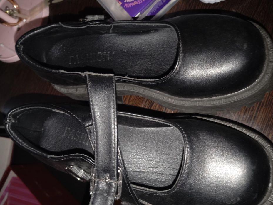 Туфли на высоком каблуке