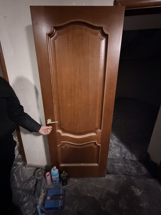 Продам межкомнатые двери