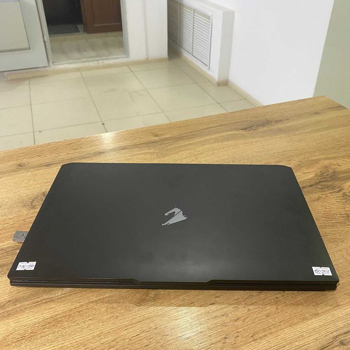 Ноутбук AORUS 7 9KF/sk150902