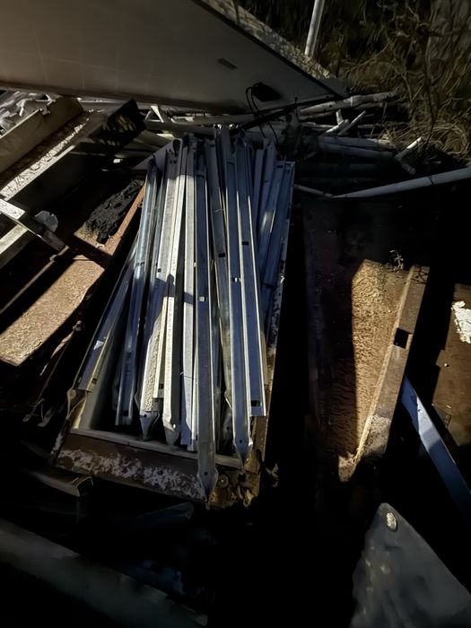 Montant panouri doka 1M