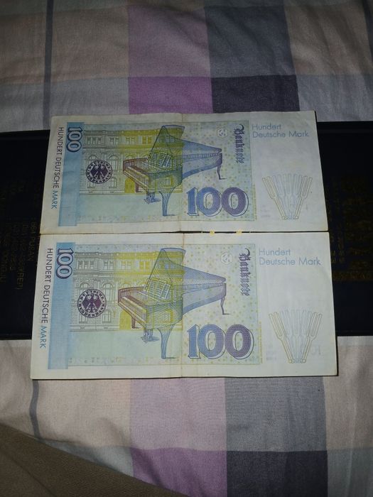 Старинный деньги и монеты