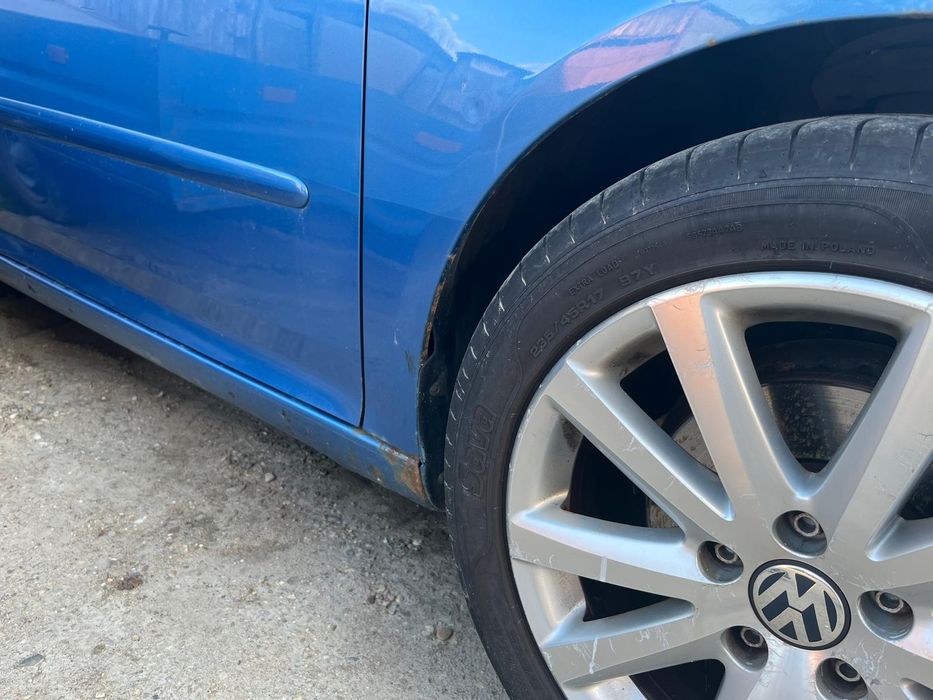 Volkswagen Golf 5 1.6 FSI