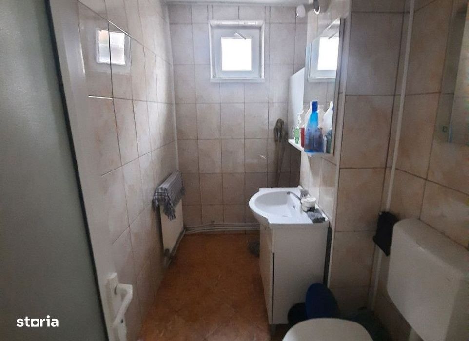 Spatiu comercial Precista , 55 metri Cod:160798