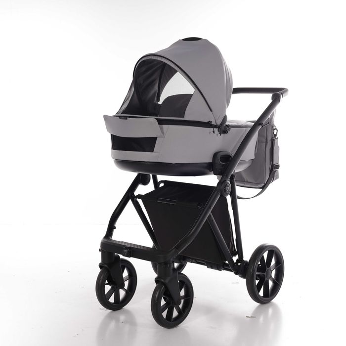 Бебешка количка JUNAMA SMART V3 3в1 с столче за кола