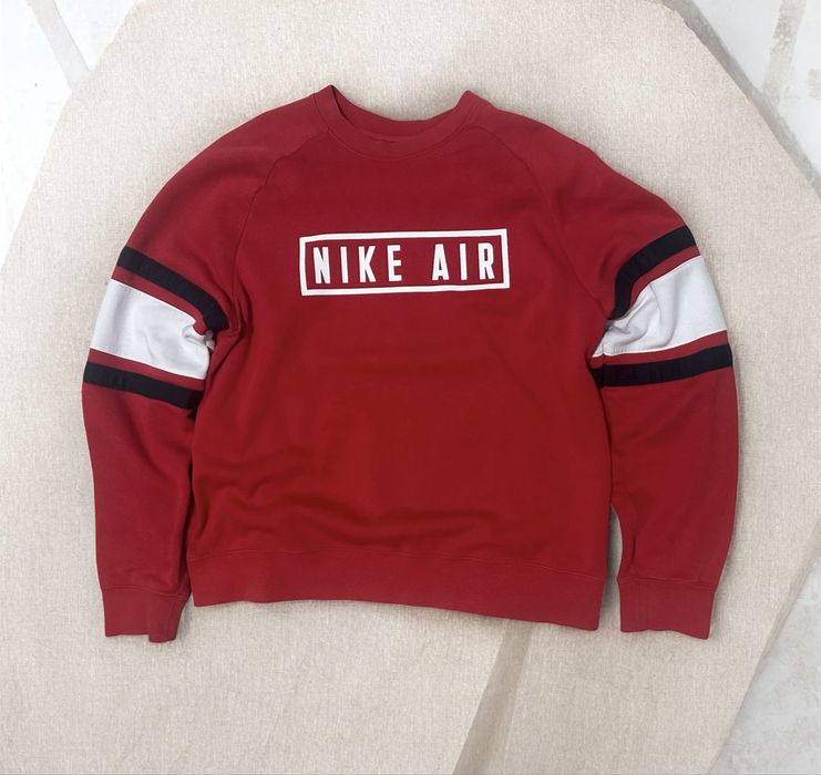 Bluza rosie Nike-Marimea M