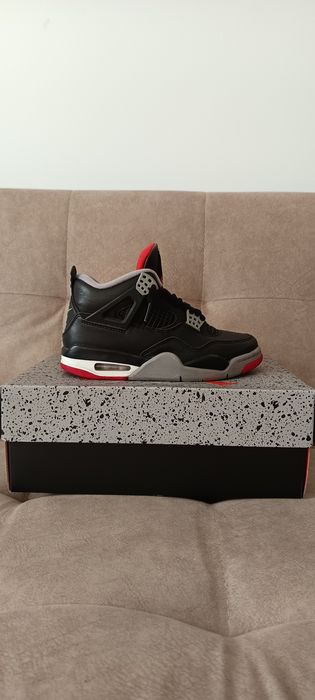 Air Jordan 4 Retro "Bred Reimagined"