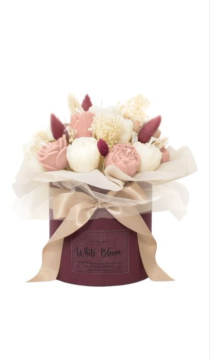 Aranjamente sau buchete din flori de ceara naturala 100% de soia