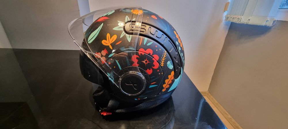 Детска каска за мотоциклет