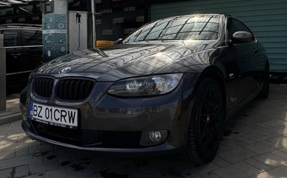 BMW seria 3 e92 330i