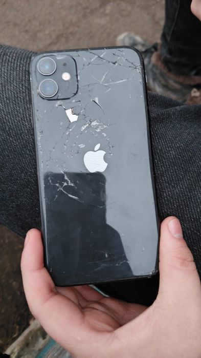 Аифон11 128гбб 73 агб