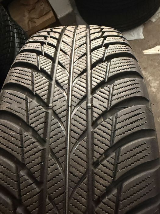 Anvelope 185.60.16 iarna Bridgestone