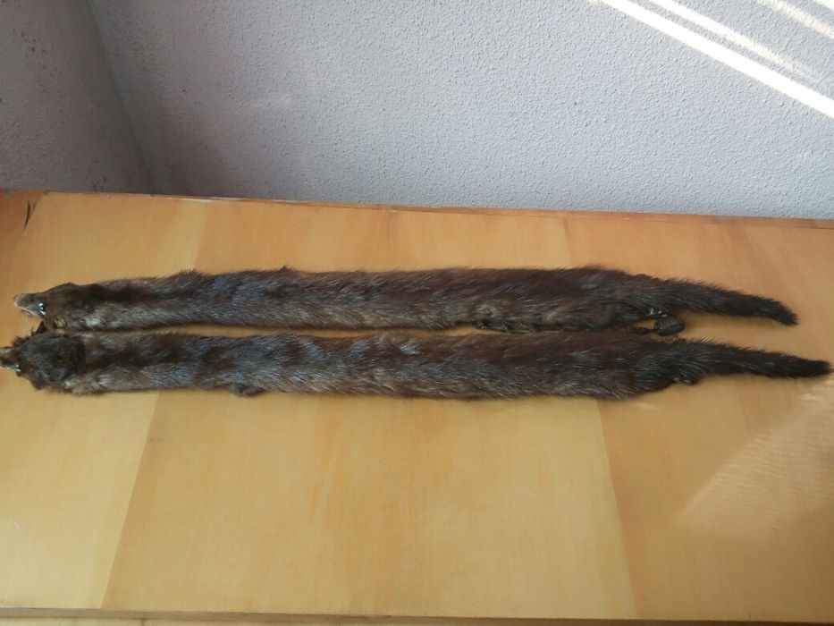 Gulere din blana nurca si caciula blana naturala