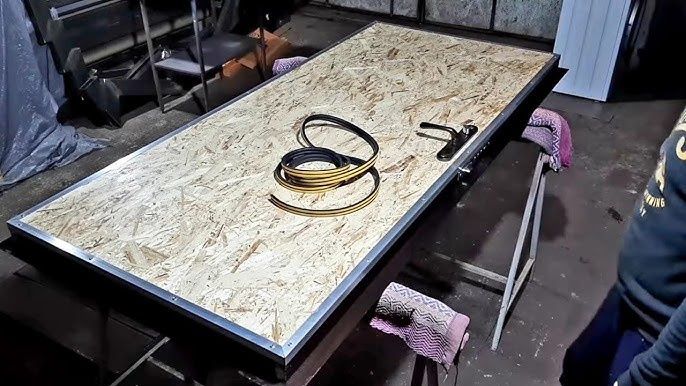 Входные железные двери