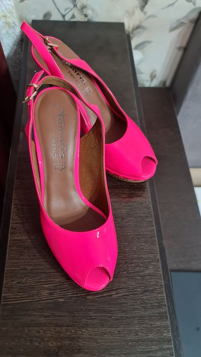 Продам туфли, новые .