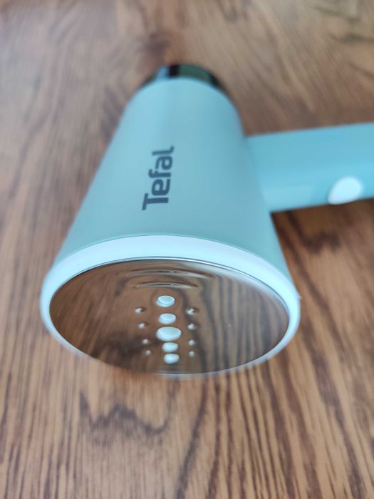 Уред за вертикално гладене Tefal