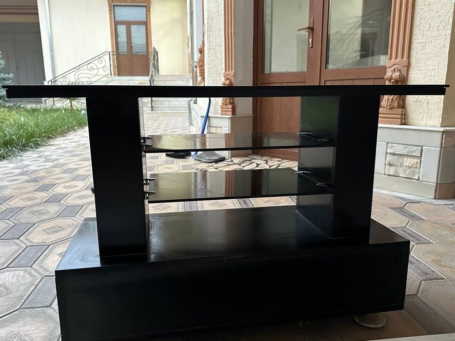 Подставка для телевизора