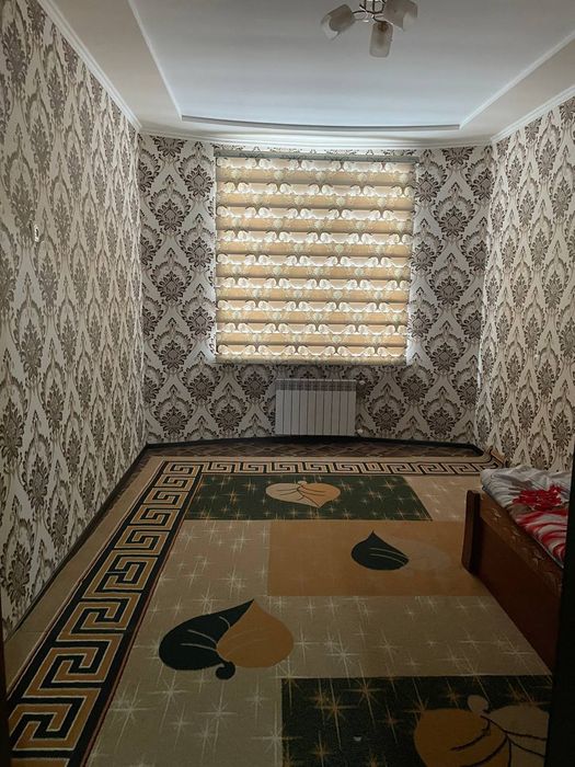 Shahrisabz shahridan dom sotiladi.