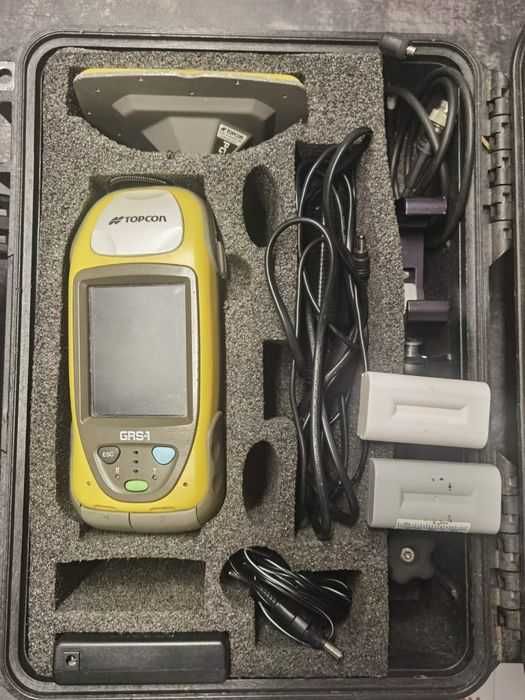 GPS Topcon GRS-1,  Тотална станция Topcon GM